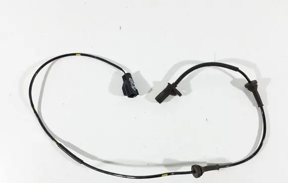 Volvo XC90 ABS brake wheel speed sensor 10071161773 30682479