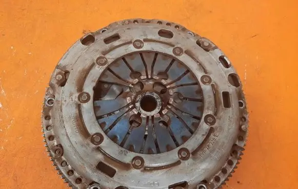 Skoda Octavia Mk2 (1Z) Clutch set kit 308200386