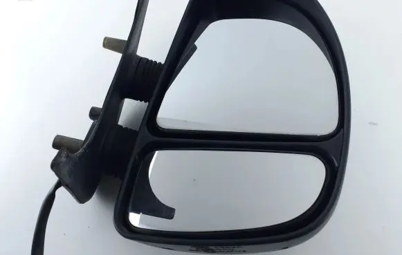 Front door electric wing mirror