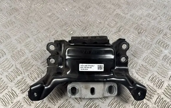 Volkswagen Golf VIII Engine mount bracket 5Q0199555AB