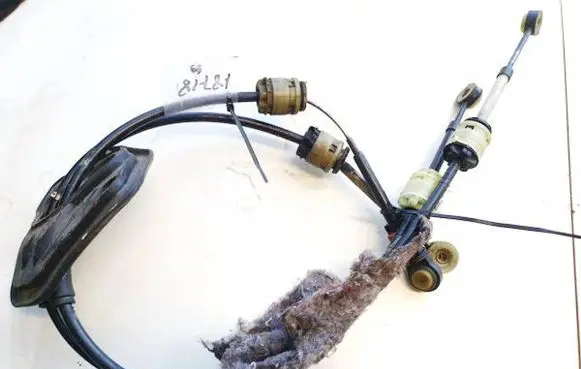 Renault Scenic II - Grand scenic II Gear shift cable linkage