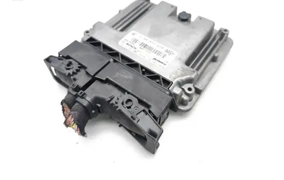 Opel Insignia A Engine control unit/module 55577619 0281017453