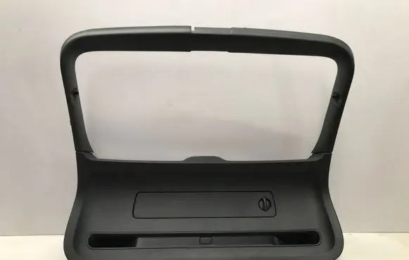 Volvo XC40 Tailgate trim 30747056