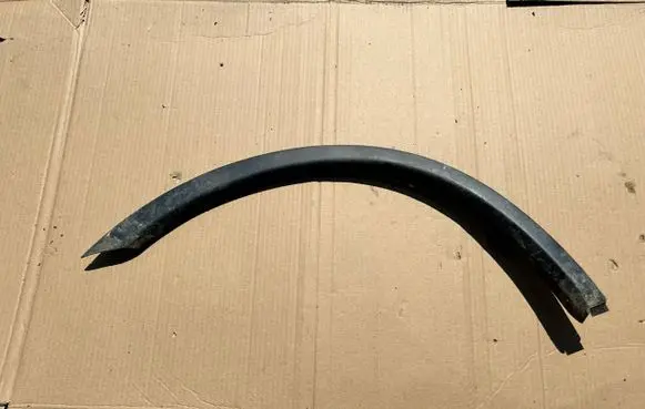 Mitsubishi Outlander Rear arch trim 7407A304