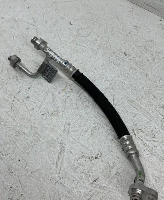 Opel Corsa F Air conditioning (A/C) pipe/hose 9826918880