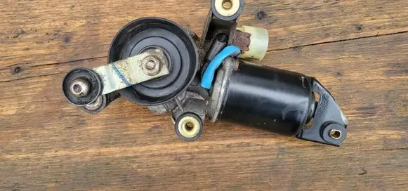 Subaru Legacy Wiper motor Wm62282S