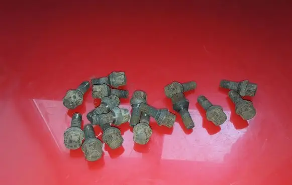 Fiat Doblo Nuts/bolts NOCODE