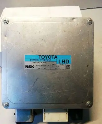 Toyota RAV 4 (XA30) Air suspension control unit module (rear) 8965042040 EATCEC078