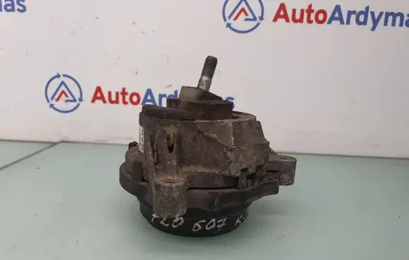 BMW 1 F20 F21 Engine mount bracket 6787657 22116787657