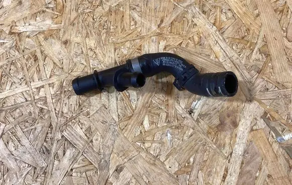 Porsche Macan (95B) Coolant heater control valve 95b819373e