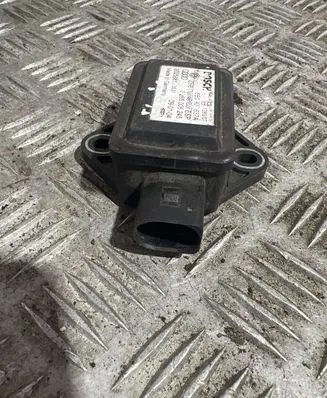 Audi A8 S8 D3 4E ESP acceleration yaw rate sensor 8E0907637A 0265005245 0025881