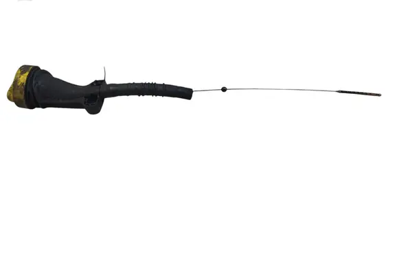 Nissan Qashqai Oil level dip stick 
