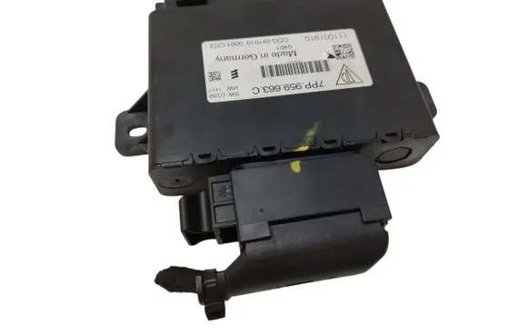 Porsche Cayenne (92A) Voltage converter/converter module 7PP959663C CDG091010 111001910