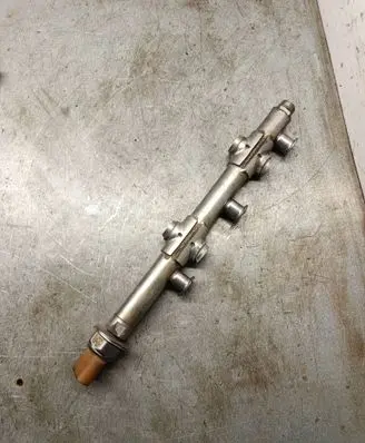 Audi A1 Fuel main line pipe 04C906054B