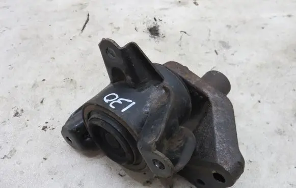 Hyundai i30 Engine mount vacuum valve GMAUTO4574097