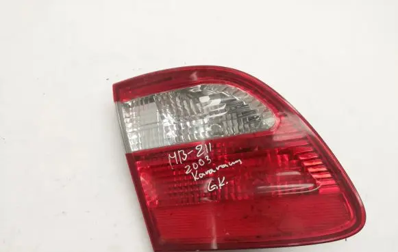 Mercedes-Benz E W211 Tailgate rear/tail lights A2118201364