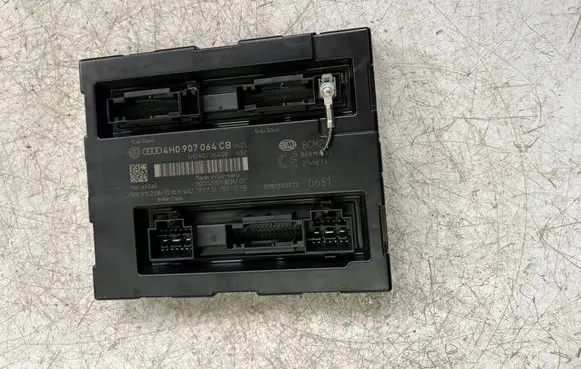 Audi A8 S8 D4 4H Central body control module 4H0907064CB