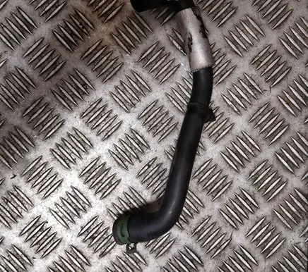 Breather/breather pipe/hose