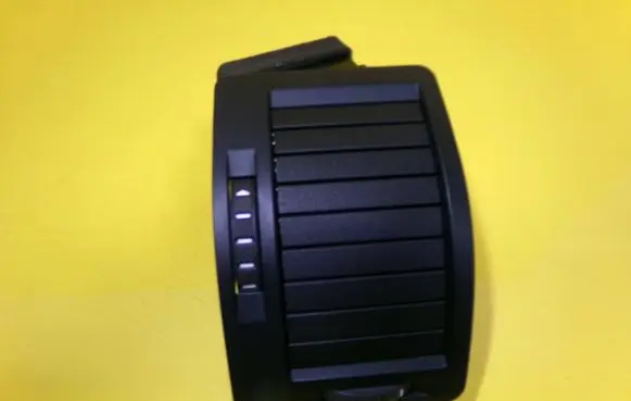 Dashboard side air vent grill/cover trim
