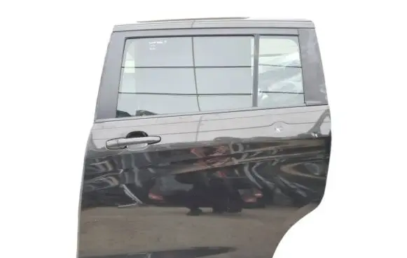 Mazda 5 Rear door 