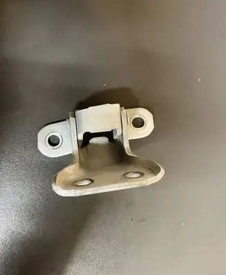 Lexus IS 220D-250-350 Front door lower hinge