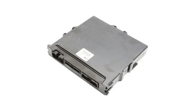 Toyota Yaris XP210 Combustion control unit/module 892610W031
