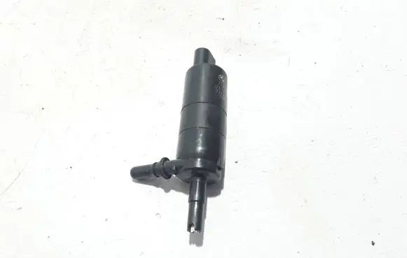 BMW 5 F10 F11 Headlight washer pump 7217792