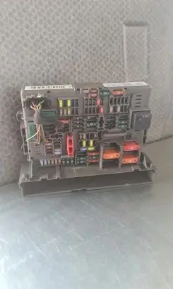 BMW 1 E81 E87 Fuse box set 911944603 9119446