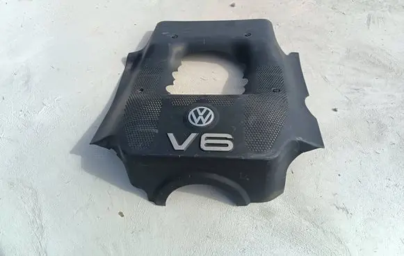 Volkswagen PASSAT B5 Engine cover (trim) 078103927Q