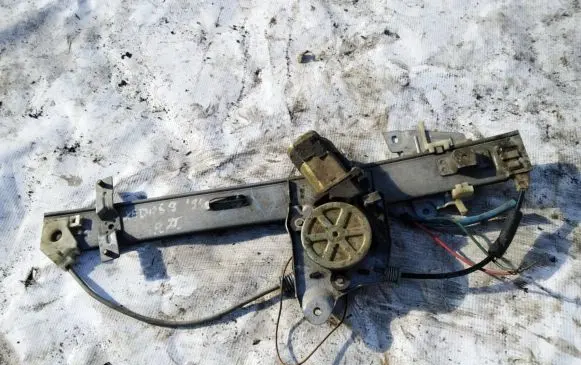Mazda Xedos 9 Sliding door window regulator with motor