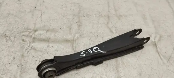 Rear control arm
