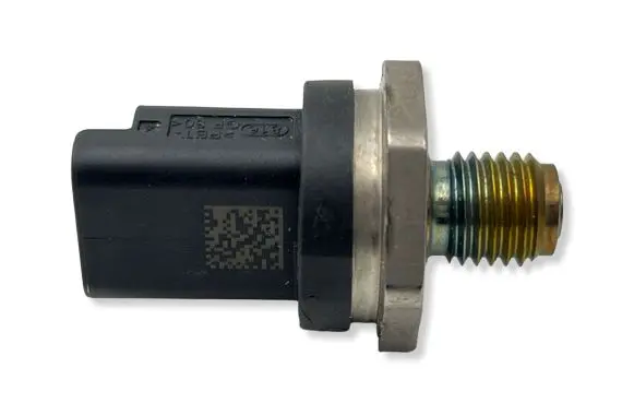 Peugeot 406 Fuel pressure sensor 0281002797