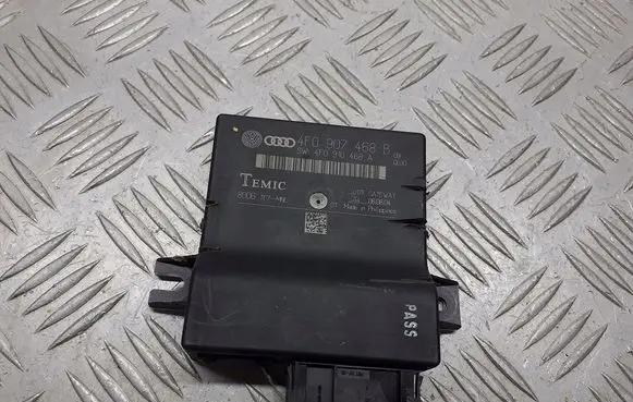 Audi A6 S6 C6 4F Gateway control module 4F0907468B