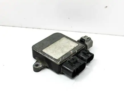 Tesla Model S Coolant fan relay 8282120280
