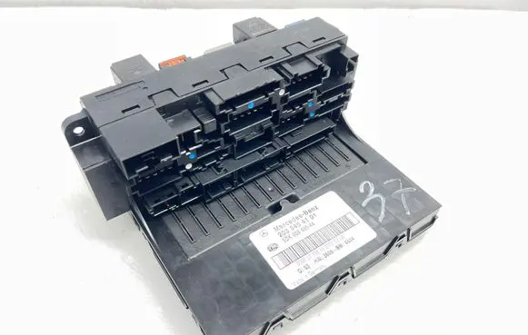 Mercedes-Benz C W203 Fuse module 2035454101 5DK00848544