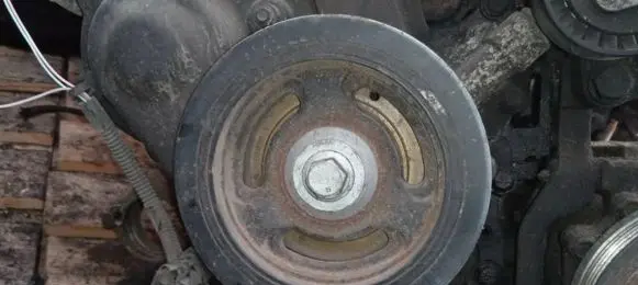 Peugeot 206 Crankshaft pulley