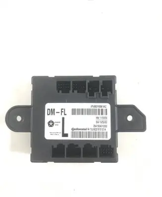 Chrysler Pacifica Door control unit/module 68316561AC TLX3C079701C1A