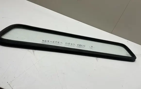 Mercedes-Benz Vario Rear door window glass 43R000043