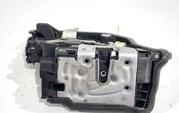 BMW X2 F39 Front door lock 7281934