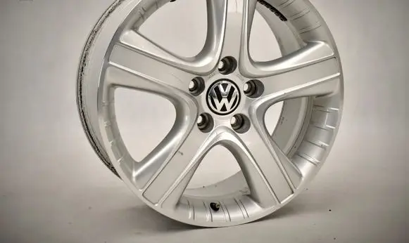 Volkswagen Multivan T5 R18 alloy rim KBA45431