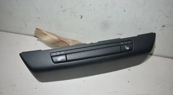 BMW 1 E81 E87 Seat heating switch 6962589