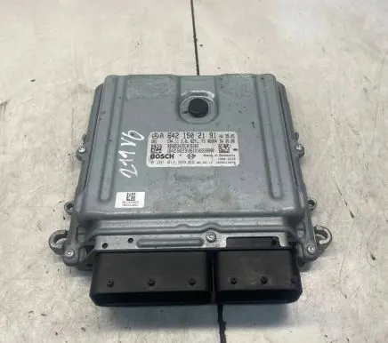 Mercedes-Benz E W211 Engine control unit/module A6421502191 0281012989