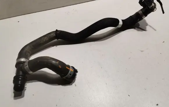 Mercedes-Benz GLE W167 Engine coolant pipe/hose A1675014804