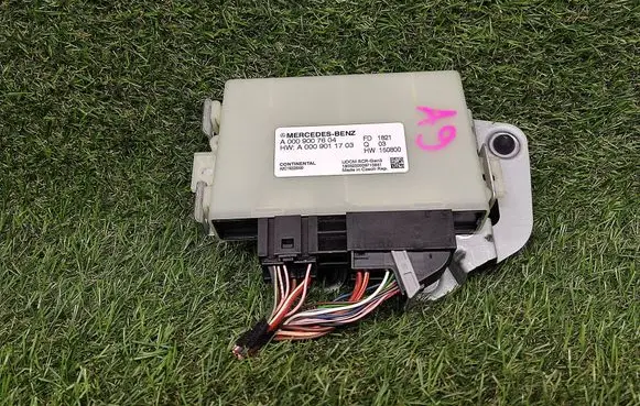 Mercedes-Benz C W205 Reducing agents exhaust control unit A0009007604 A0009011703 A2C18228000