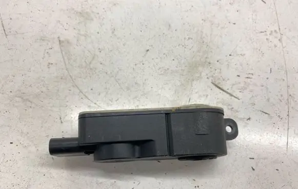 Buick Encore GX I Radiator active air flap actuator 42795934 131788800 113865402