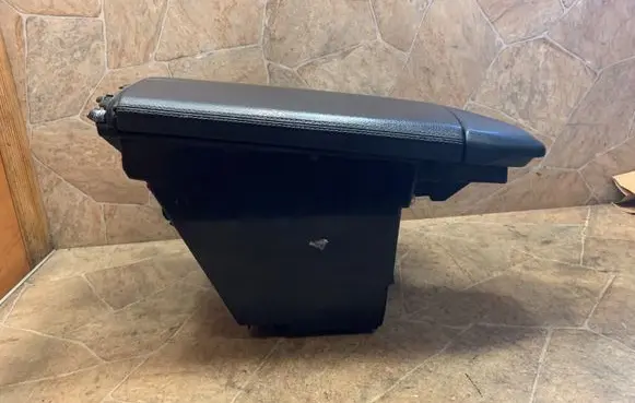 Mercedes-Benz ML W166 Armrest A1666800919