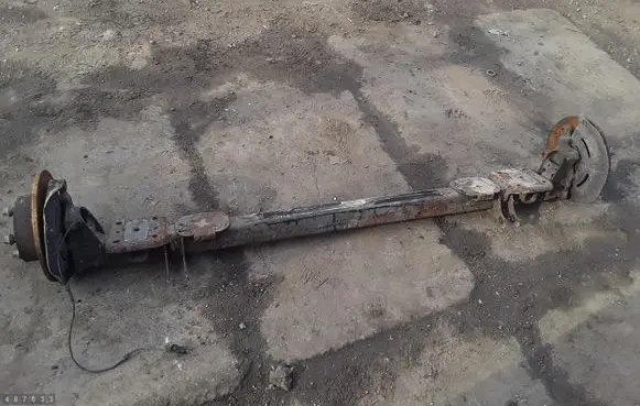 Renault Master III Rear axle beam 