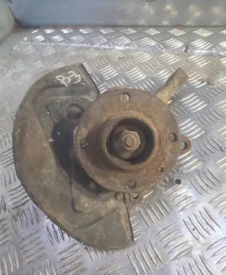 Volkswagen PASSAT B3 Front wheel hub 
