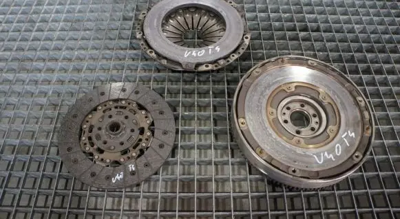 Volvo V40 Clutch set kit AV61-7563-CC