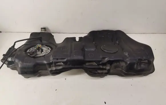 BMW M4 F82 F83 Fuel tank 56646711